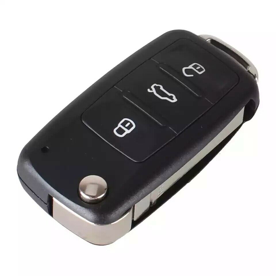[DST-00747] Guscio per chiave Volkswagen Golf 5 6 7 Passat B7 CC Polo 6R 6C con 3 tasti e porta batteria posteriore